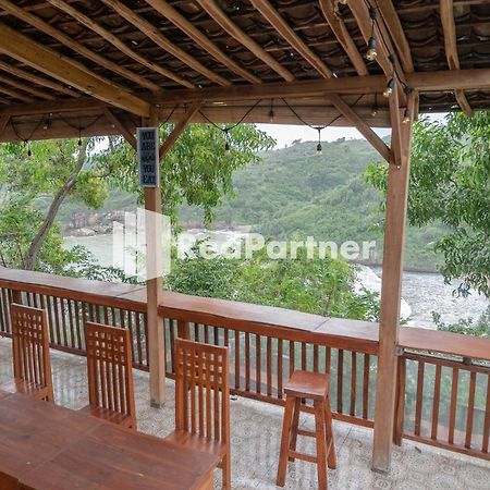 Baron Hill Resort Gunung Kidul Mitra Reddoorz 외부 사진